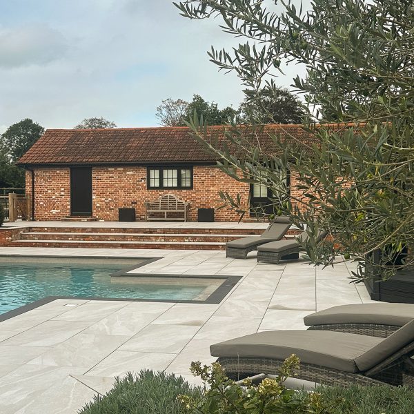 HillHouse_Main-Image